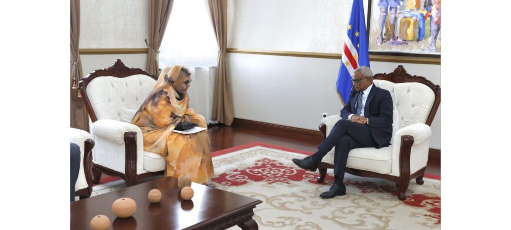 Environment Minister Delivers Written Message From President of Republic to President of Cape Verde