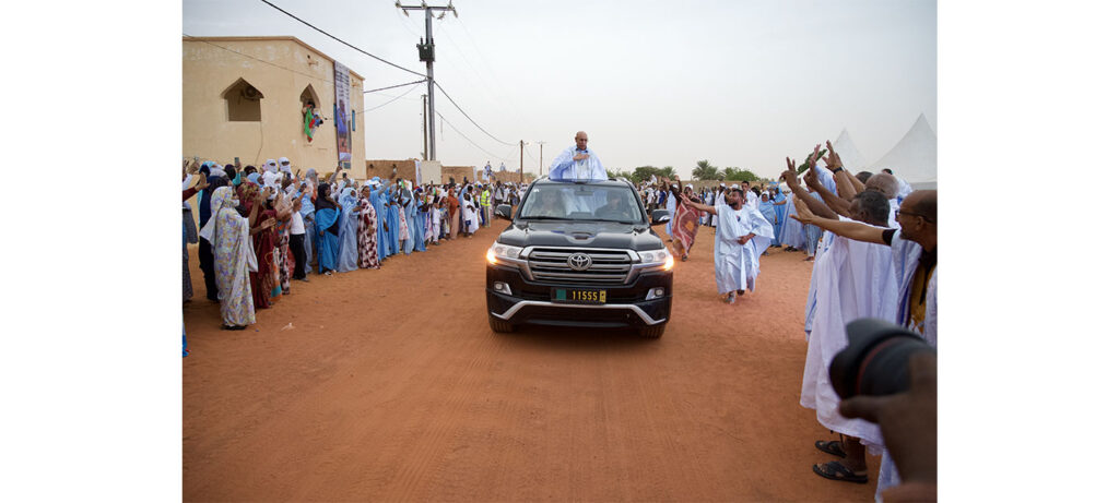 Chinguetti Residents Give Warm Welcome to President of Republic