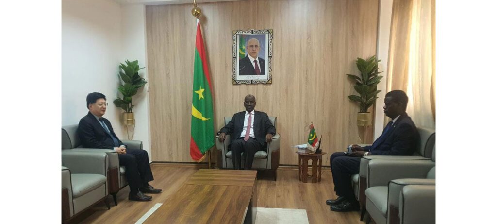 Foreign Minister Receives Chinese Ambassador