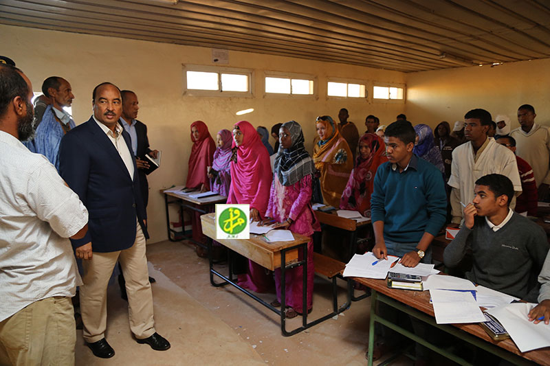 le-pr-sident-de-la-r-publique-visite-le-centre-de-la-snim-pour-la
