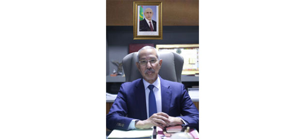Le ministre de la Défense se rend en Angola